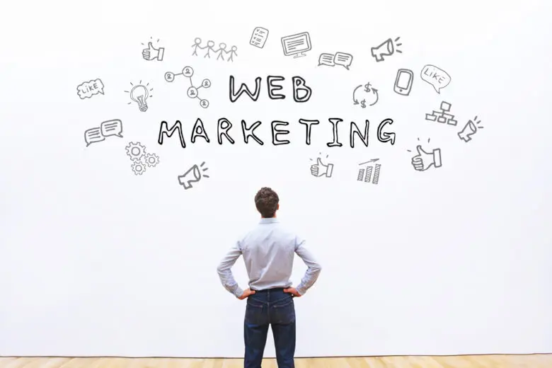 webマーケティングとは